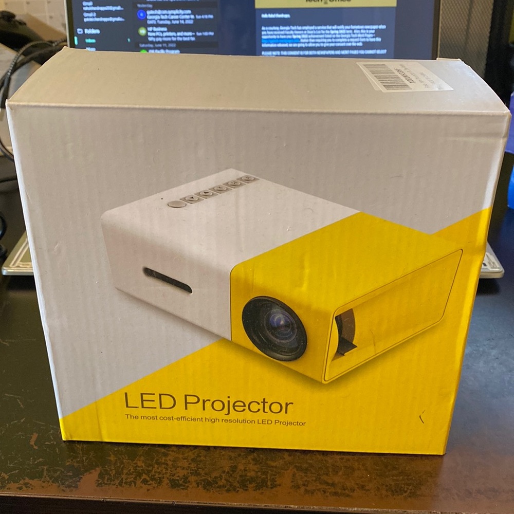 Fosa Mini Projector Portable 1080P LED Projector Home Cinema Theater.
